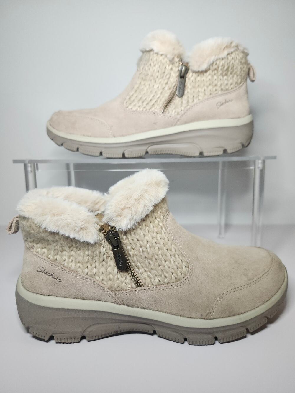 Skechers Easy Going Warmhearted Ankle Boots Taupe Suede Women's Sz 8.5